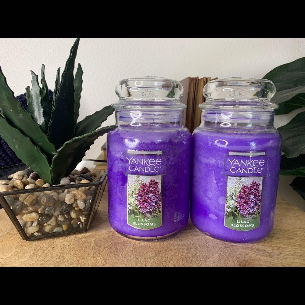 BrandNew YANKEE CANDLE - Lilac Blossom